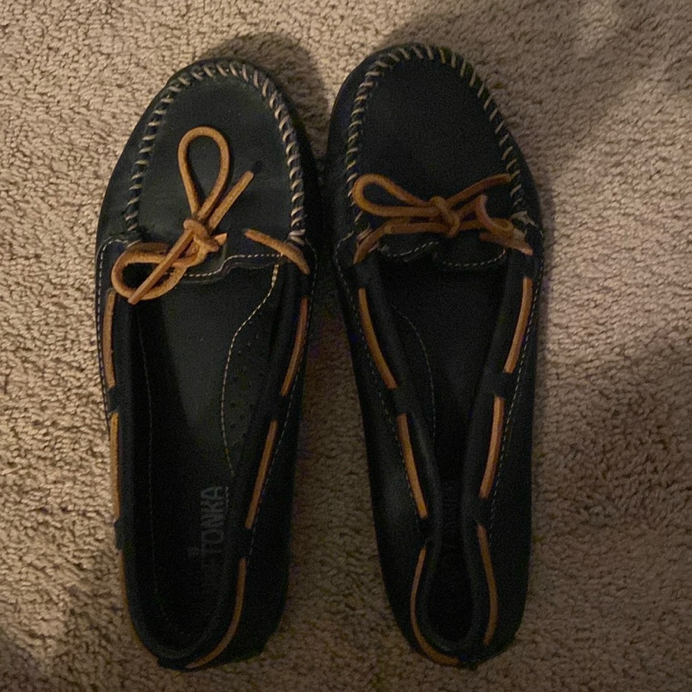 Womens Minnetonka Deerskin Moccasins